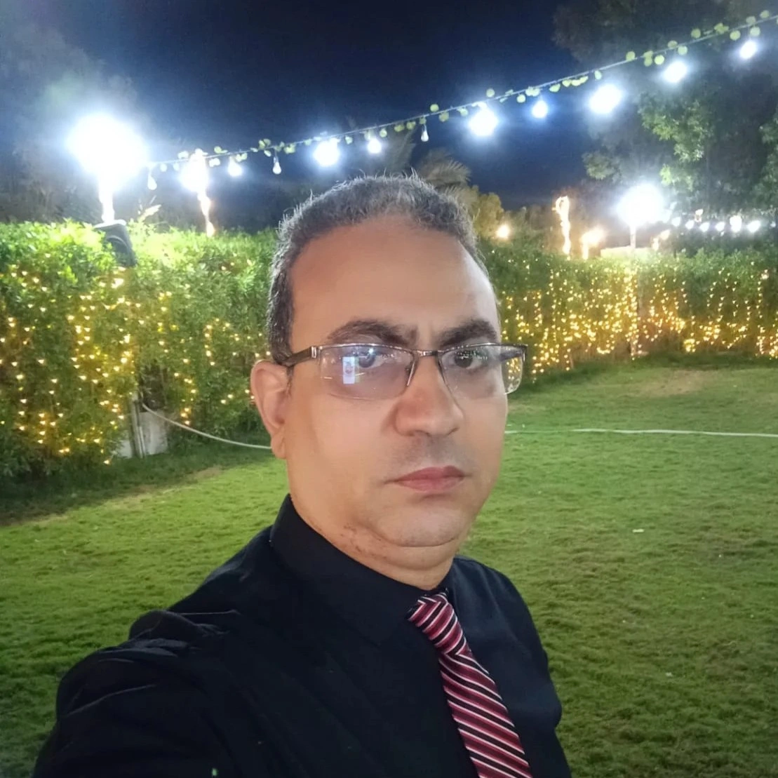 حامد عيسى